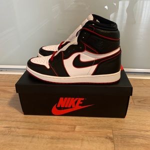 Air Jordan 1 Bloodline